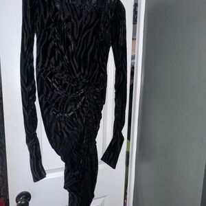 PrettyLittleThing Textured Velvet Long Sleeve Bodycon Dress Black